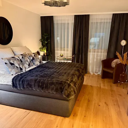 Schwebebahn View דירה