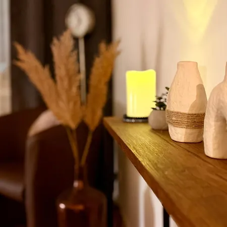 Schwebebahn View * וופרטל