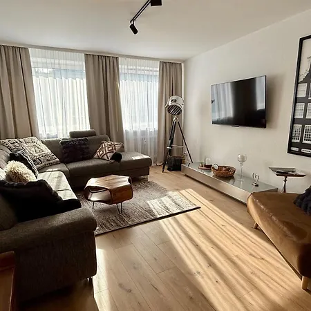 Lägenhet Schwebebahn View *