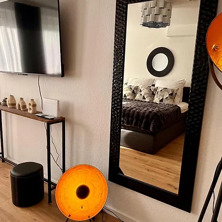 Schwebebahn View * וופרטל